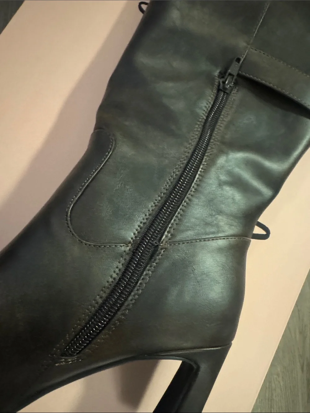 🔥Wild Pair Over-the-Knee Pointed Toe Buckle Boots in Dark Brown🔥BRAND NEW N BOX
